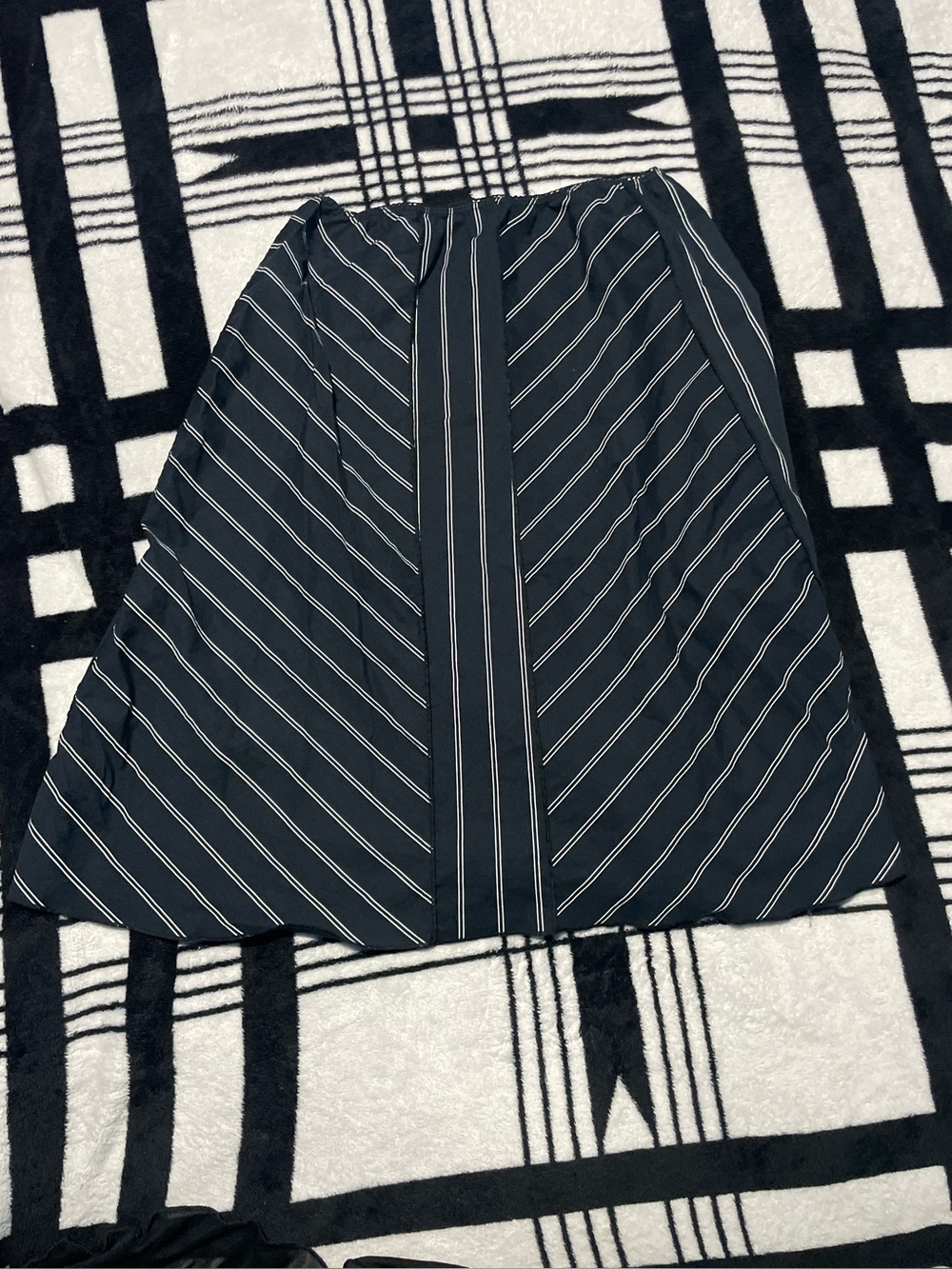 Heart Soul black and white striped skirt